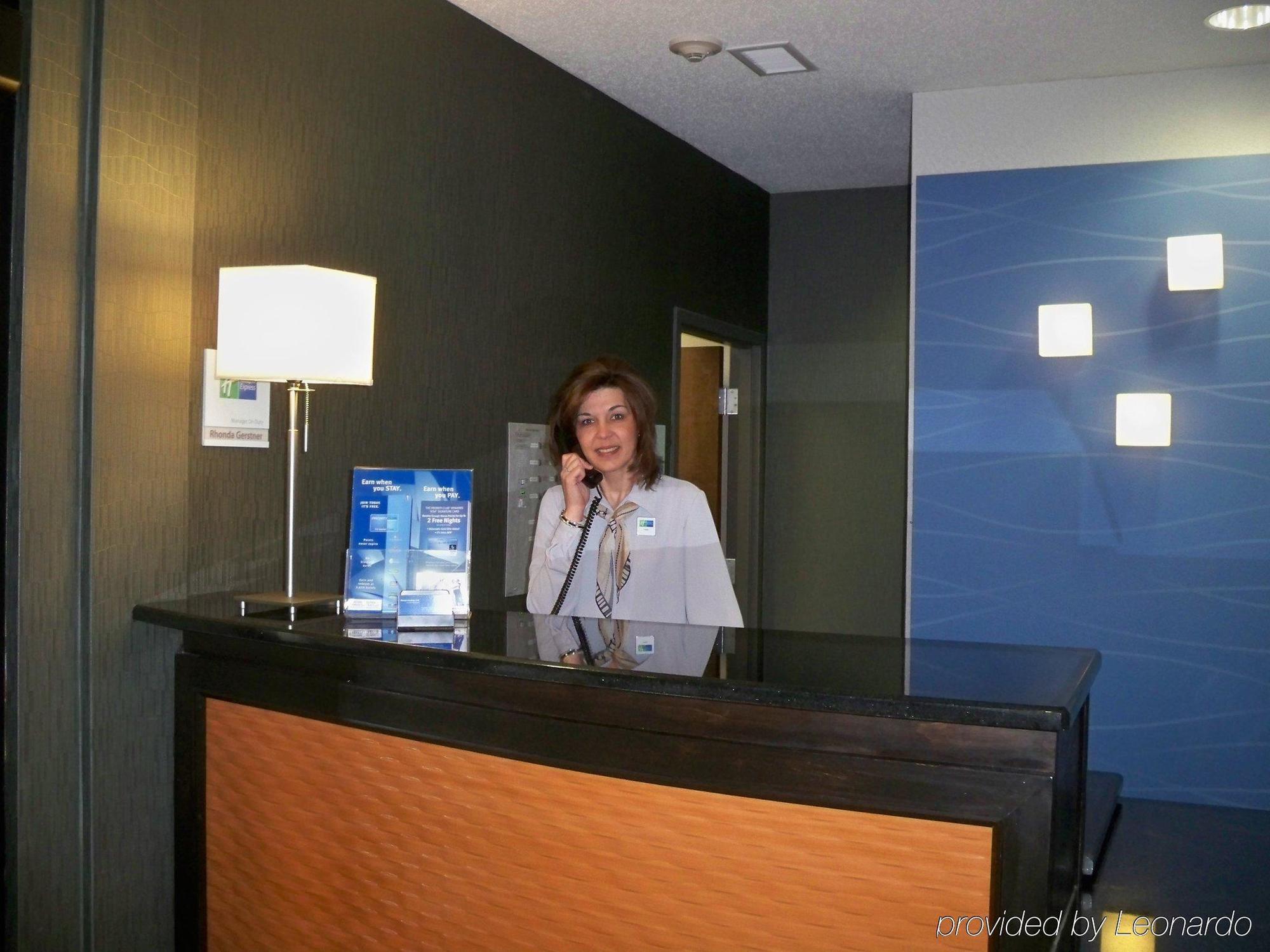 Holiday Inn Express Hotel & Suites Festus-South St. Louis By Ihg Dalaman gambar